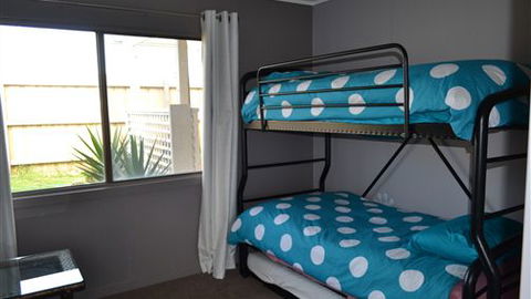 House On The Hill Port Campbell - Accommodation Sydney 1