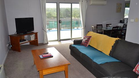 House On The Hill Port Campbell - Accommodation Sydney 0