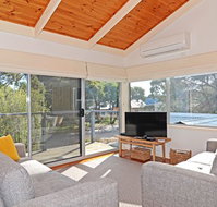 Barrakee Beach House - Anglesea - Accommodation Sydney
