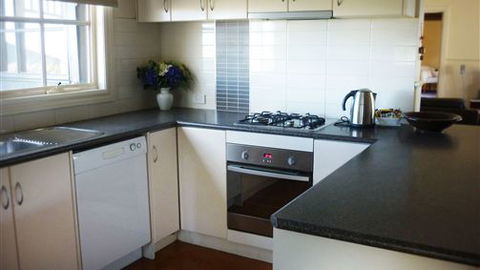 Amelda's Towerhill - Sydney 4u 3