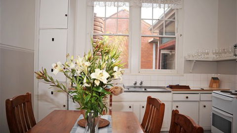The Glen Bakery - Sydney 4u 1