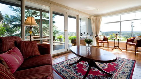 Argus Hill - Daylesford - Sydney 4u 2