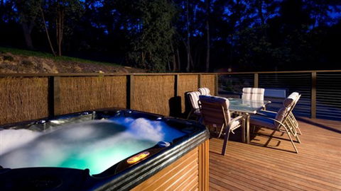 Abbott's Rest - Hepburn Springs - Sydney 4u 5