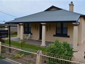 Agnes Cottage Bed And Breakfast - Sydney 4u 0