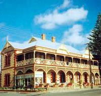 Anchorage at Victor Harbor - Sydney 4u