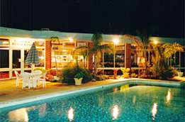 Absolute Lakes Entrance - Accommodation Sydney 0