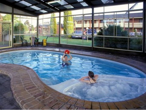 Arkana Motor Inn & Terrace Apartments - Sydney 4u 0