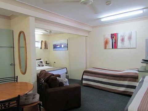 Ayr Max Motel - Sydney 4u 1