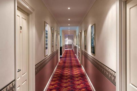 BEST WESTERN Ensenada Motor Inn & Suites - Accommodation Sydney 2