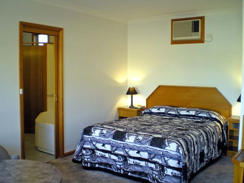 Sundowner Westlander Motor Inn - Accommodation Sydney 1