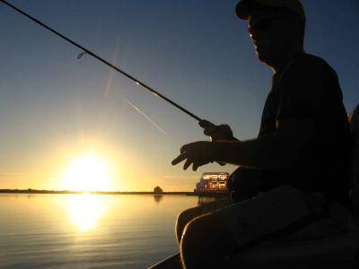 Bettenay's Lakeside Loft Spa Apartment - Accommodation Sydney 4