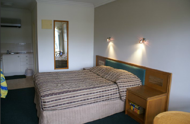 Coopers Colonial Motel - Accommodation Sydney