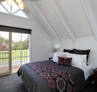 Creek Cottage Bed  Breakfast - Sydney 4u