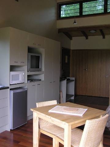 Dayboro Cottages & Llama Walks - Sydney 4u 1