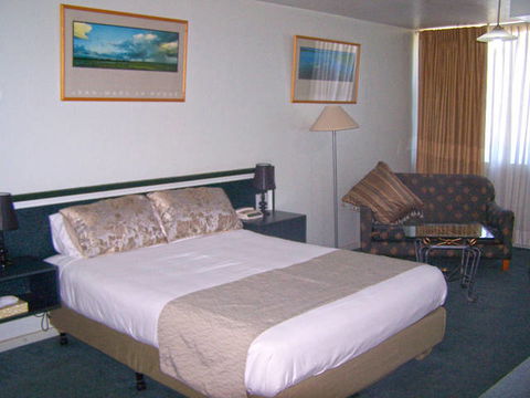 Econo Lodge Griffith Motor Inn - Sydney 4u 2