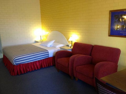 Econo Lodge Statesman Ararat - Sydney 4u 4
