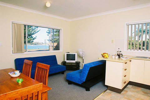 El Lago Tourist Park - Sydney 4u 3