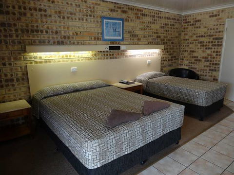 Gin Gin Central Motel - Accommodation Sydney 1