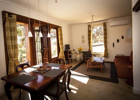 Hotham Ridge Winery & Cottages - Accommodation Sydney 1