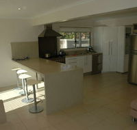 Joylaine Beach House - Accommodation Sydney