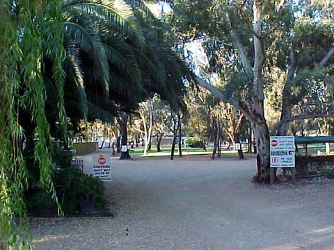 Kingston-On-Murray Caravan Park - Sydney 4u 0