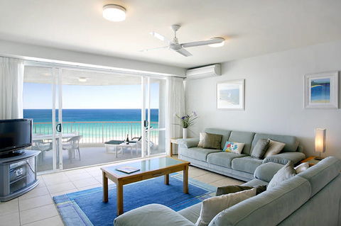 La Mer Sunshine Beachfront Apartments - Accommodation Sydney 0