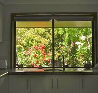 Myamba House Kyneton - Sydney 4u