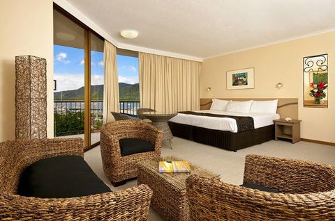 Pacific Hotel Cairns - Sydney 4u 0