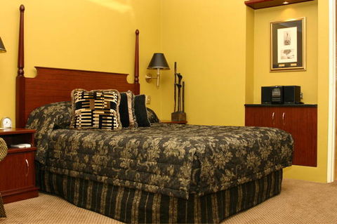 Quality Hotel Powerhouse Tamworth - Sydney 4u 1