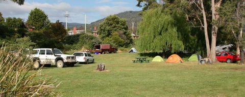 Snug Beach Cabin & Caravan Park - Sydney 4u 6