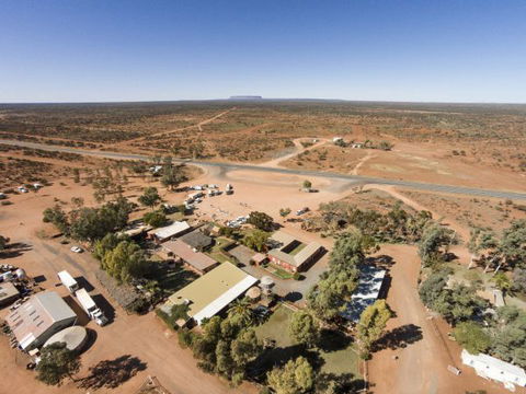Curtin Springs Wayside Inn - Sydney 4u 8
