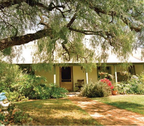 Rock Of Ages Cottage B&B - Accommodation Sydney 2