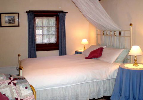 Rock Of Ages Cottage B&B - Accommodation Sydney 3
