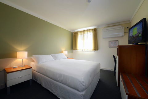 Sullivans Hotel - Accommodation Sydney 5