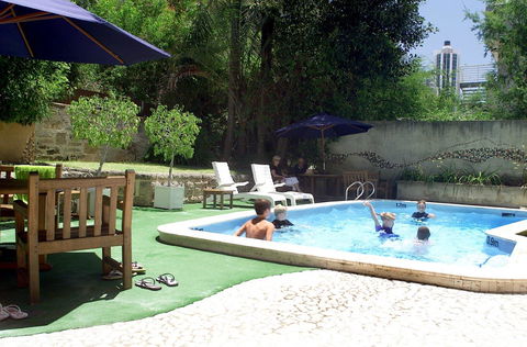 Sullivans Hotel - Accommodation Sydney 3