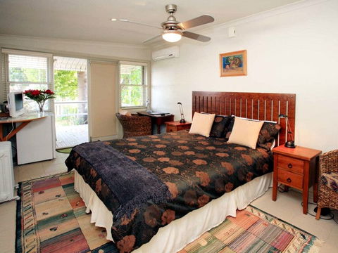 The Bank Guesthouse - Sydney 4u 4
