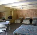 Spanish Lantern Motor Inn Parkes - Accommodation Sydney