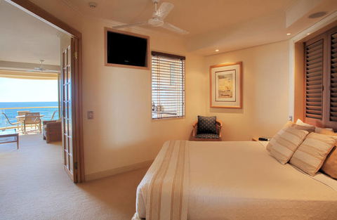 Tingirana Noosa - Sydney 4u 2