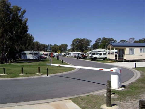 Toorbul Caravan Park - Sydney 4u 0