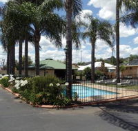 Town  Country Motor Inn Tamworth - Sydney 4u