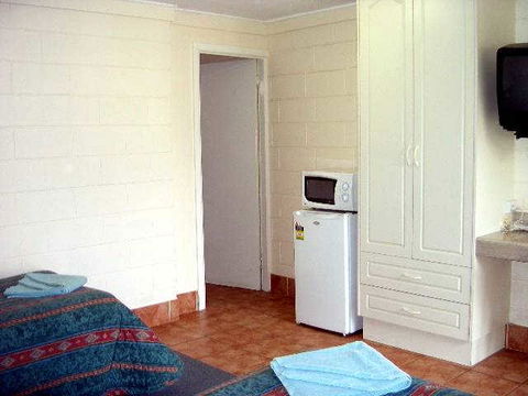 Town Centre Motel - Sydney 4u 3