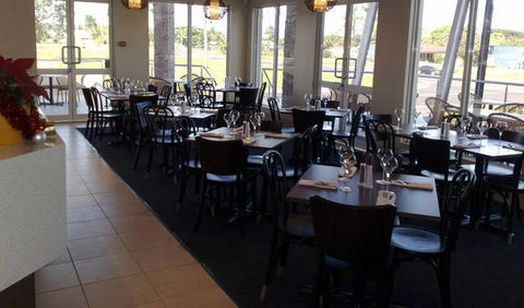 Tropixx Motel And Restaurant - Sydney 4u 3