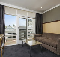 Watermark Glenelg - Accommodation Sydney