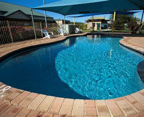 Serpentine Falls Park Home And Tourist Village - Accommodation Sydney 3