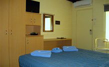 Benjamin Singleton Motel - Singleton - Accommodation Sydney 0