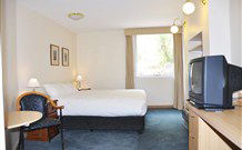Jenolan Caves House - Jenolan Caves - Sydney 4u 4
