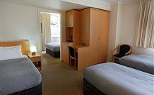 The Denman Hotel - Thredbo - Sydney 4u 3