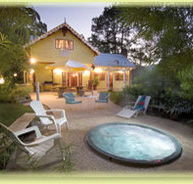 Mooloolah Valley Holiday Houses - Sydney 4u