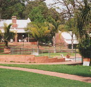 Mundaring Weir Hotel - Sydney 4u