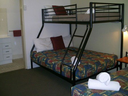 Chaparral Motel - Accommodation Sydney 2